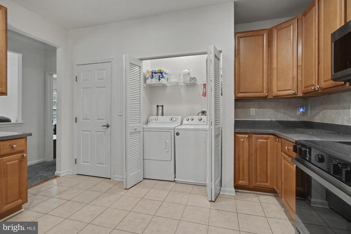259 Beckenham Circle #201 photo 14