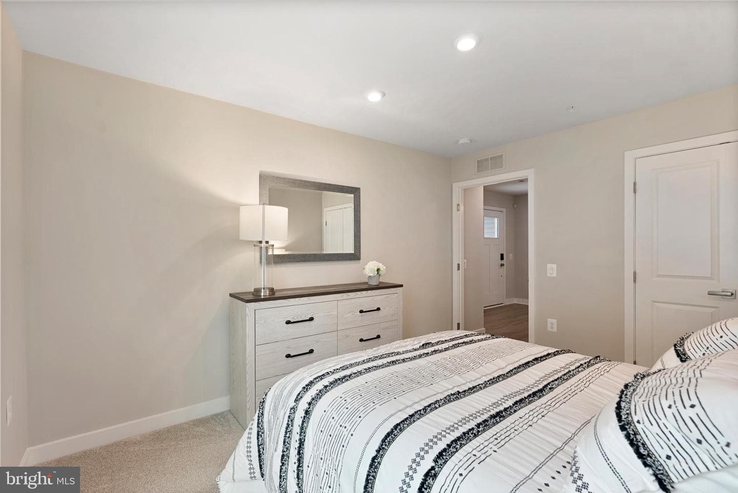 4771 Naples Avenue photo 22