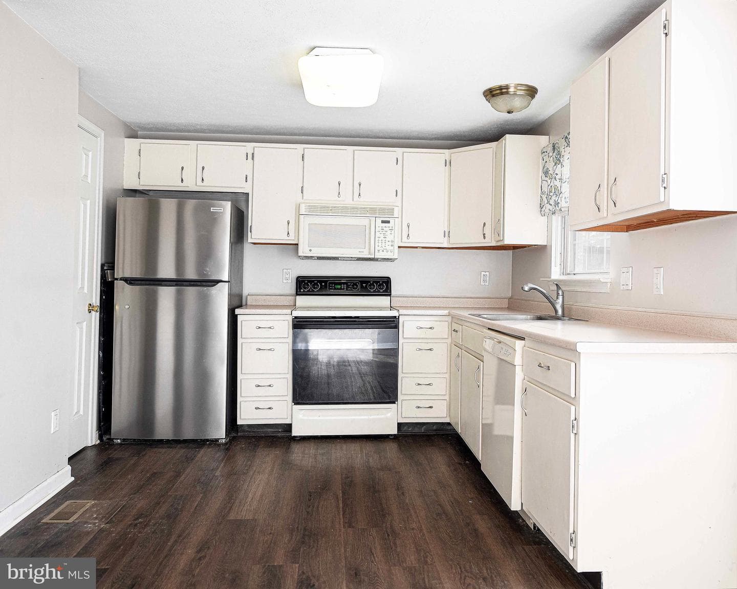 108 Laurel Valley Court photo 8