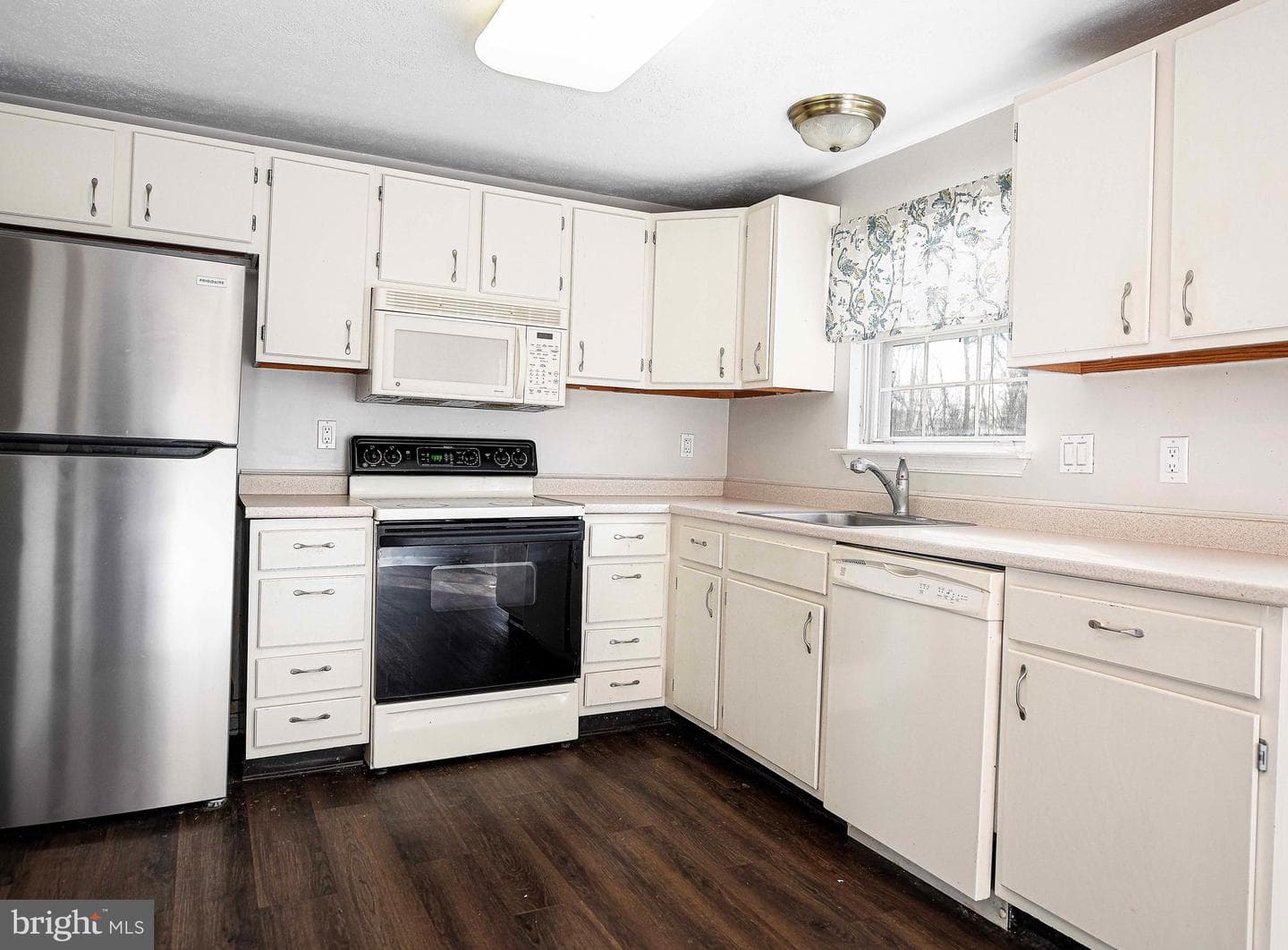 108 Laurel Valley Court photo 9