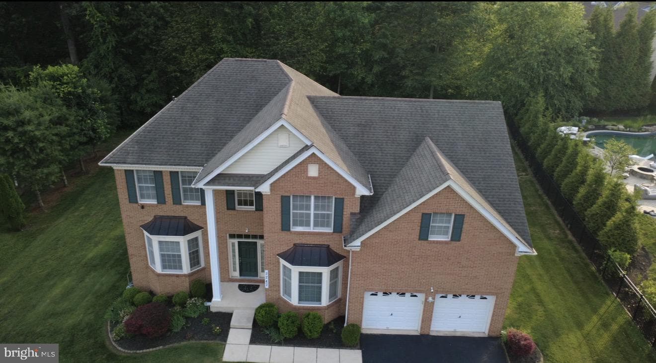 2247 Greencedar Drive photo 3