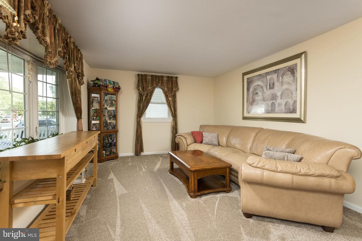 218 Garnett Road photo 15
