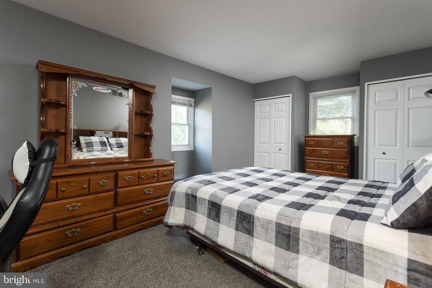 218 Garnett Road photo 28