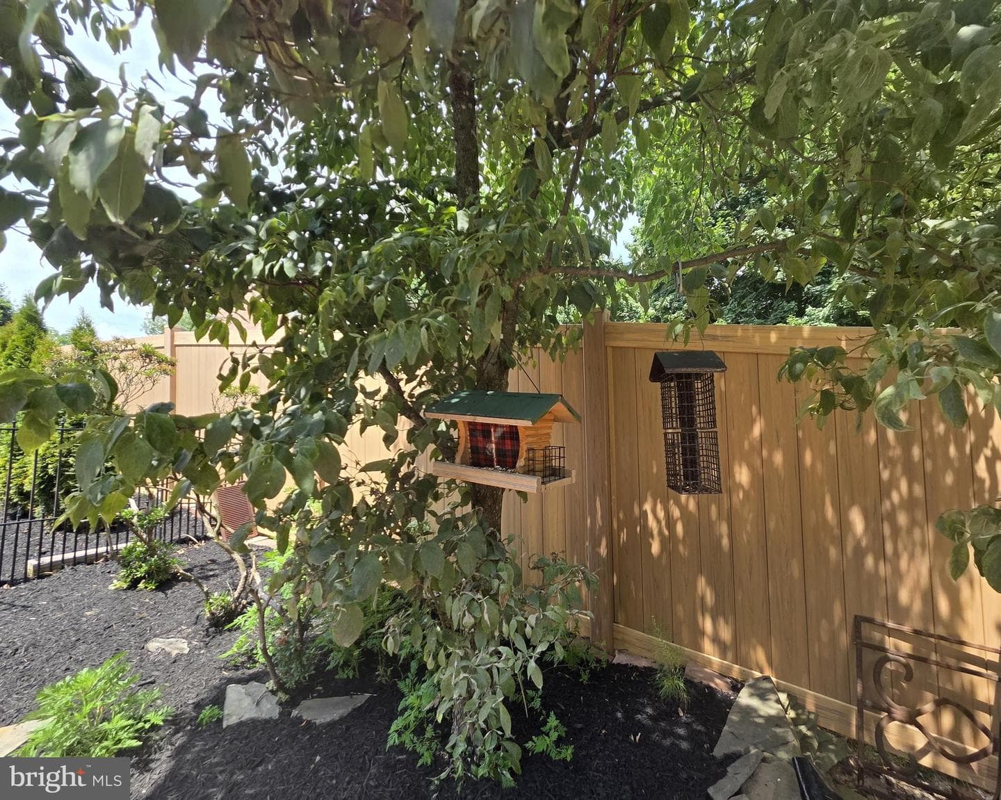 613 Roland Avenue photo 21