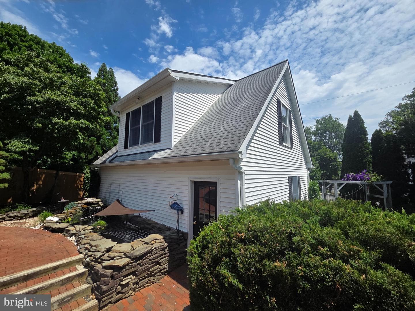 613 Roland Avenue photo 79