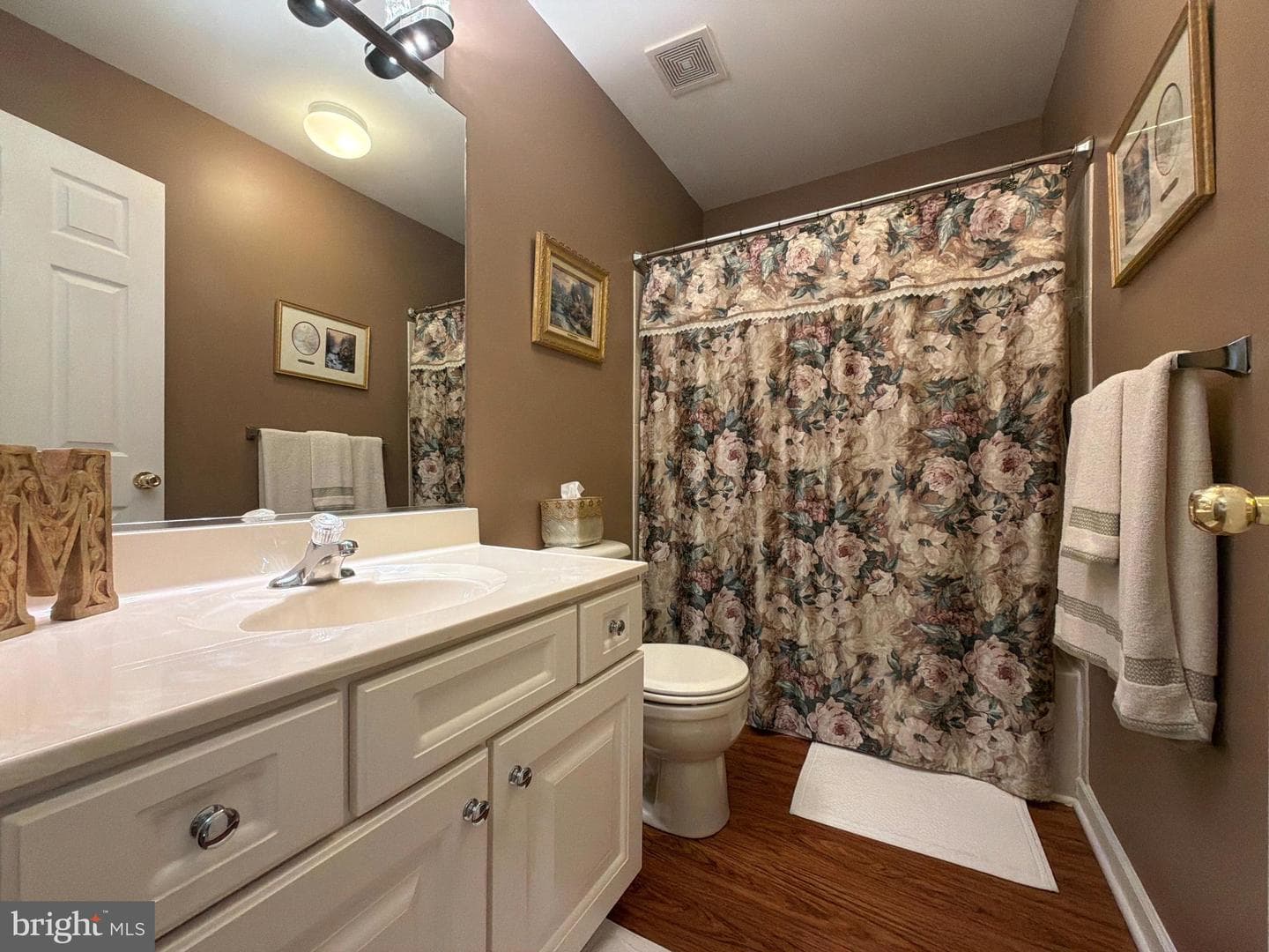 205 Merlin Drive photo 33