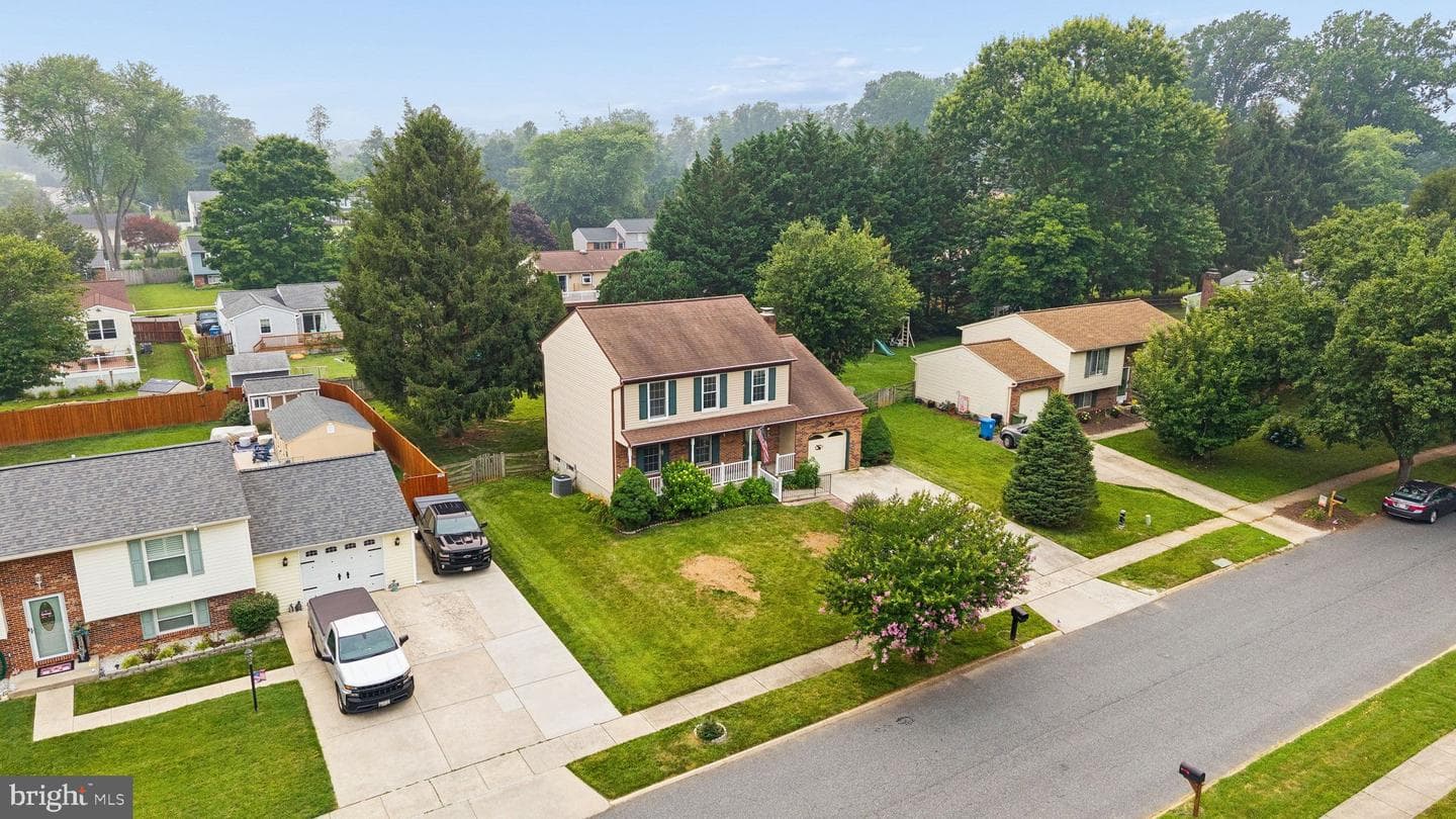 1356 Sweetbriar Lane photo 4