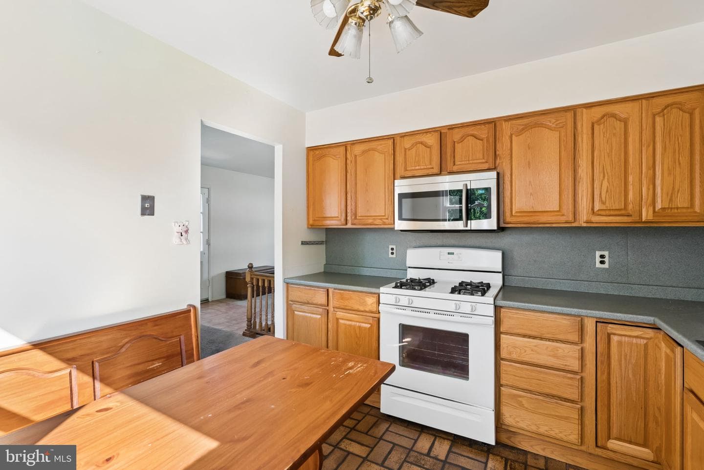 209 Bright Oaks Drive photo 10