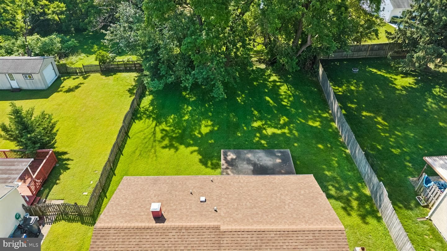 209 Bright Oaks Drive photo 45