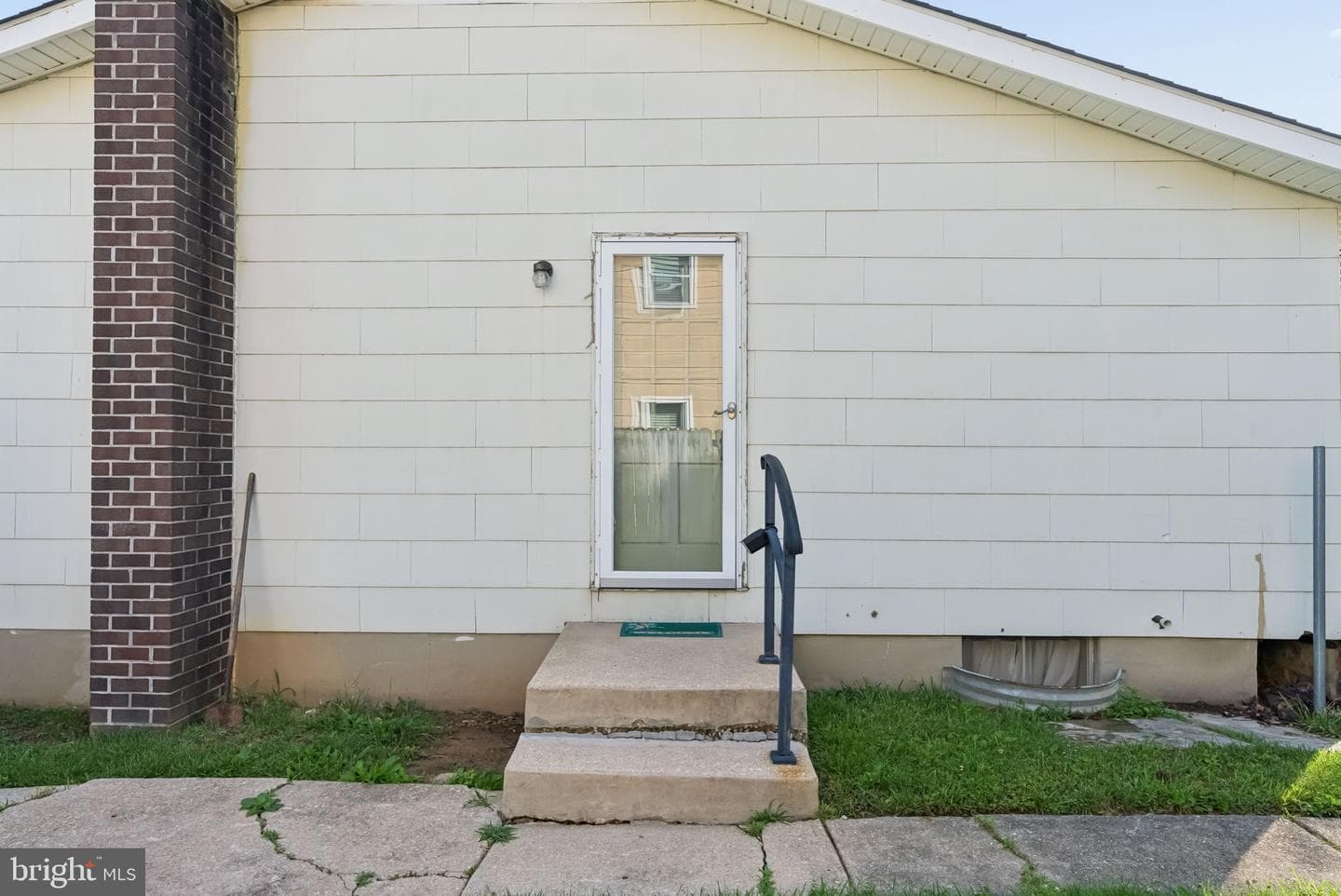 209 Bright Oaks Drive photo 5