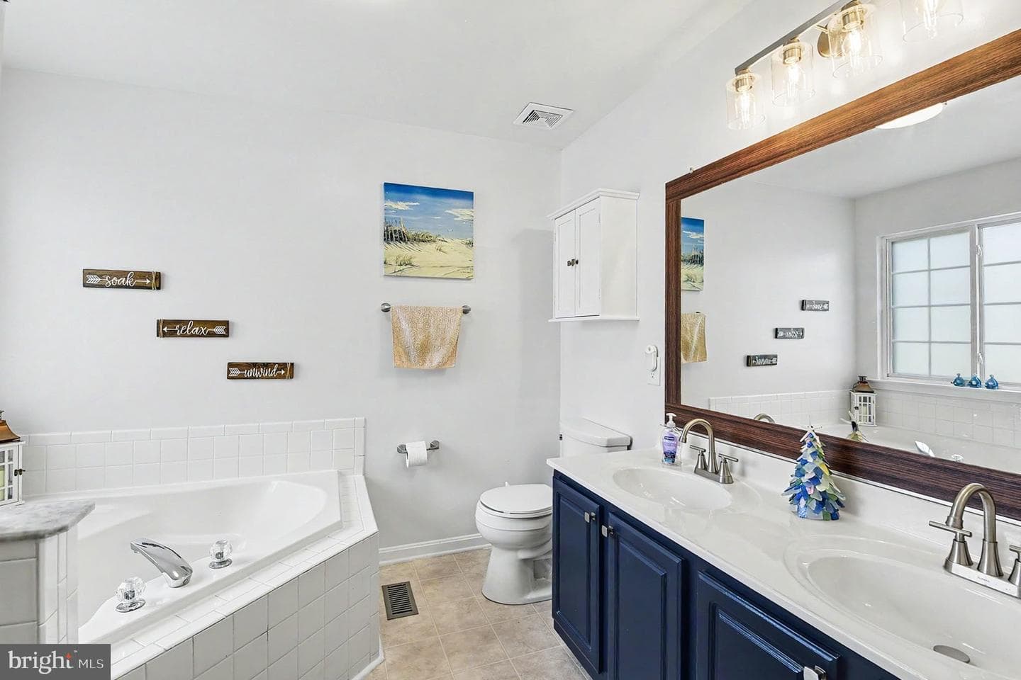 749 Shallow Ridge Court photo 15