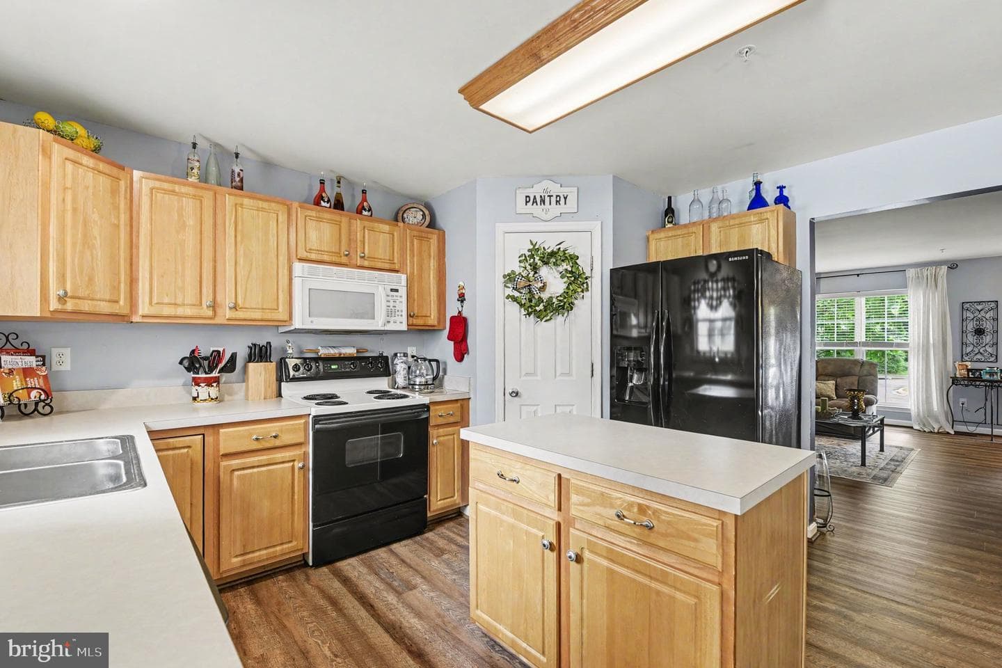 715 Shallow Ridge Court photo 12