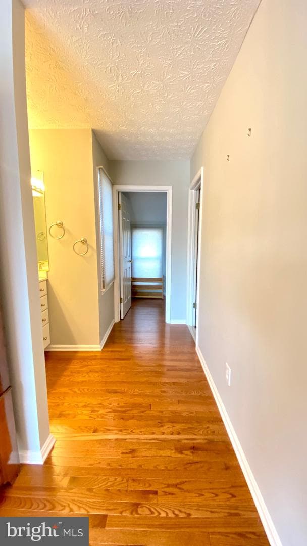 124 Ravenswood photo 19