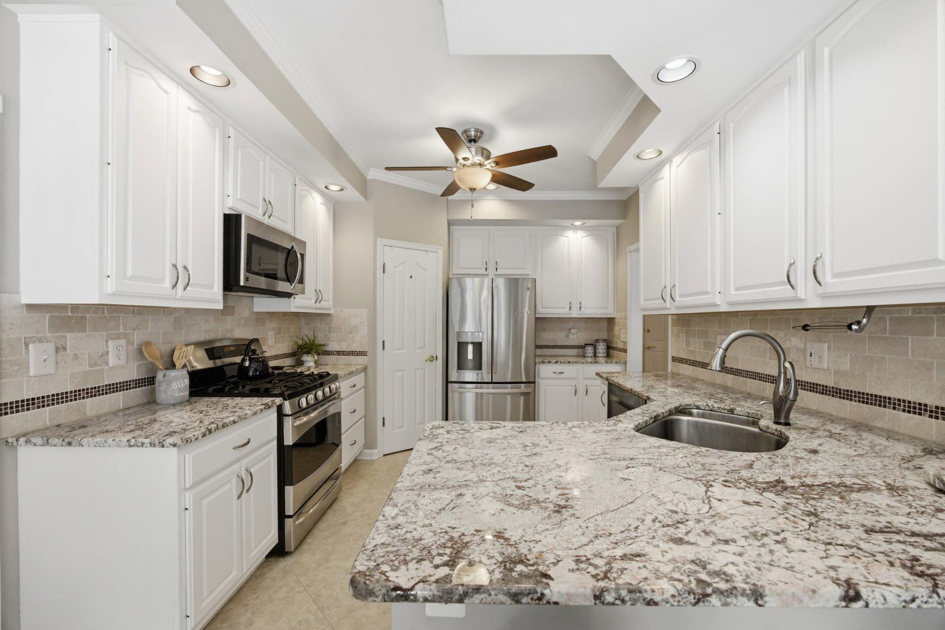 3723 Bay Road photo 7
