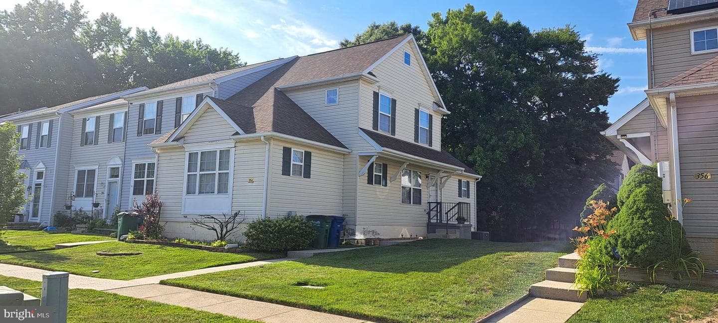 354 Woodland Green Court photo 2