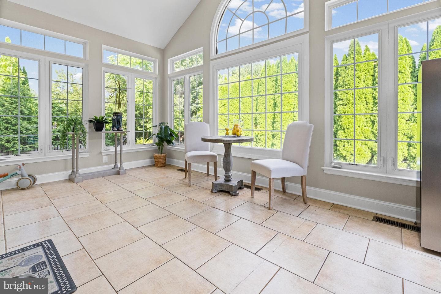 1011 Irwins Choice photo 11