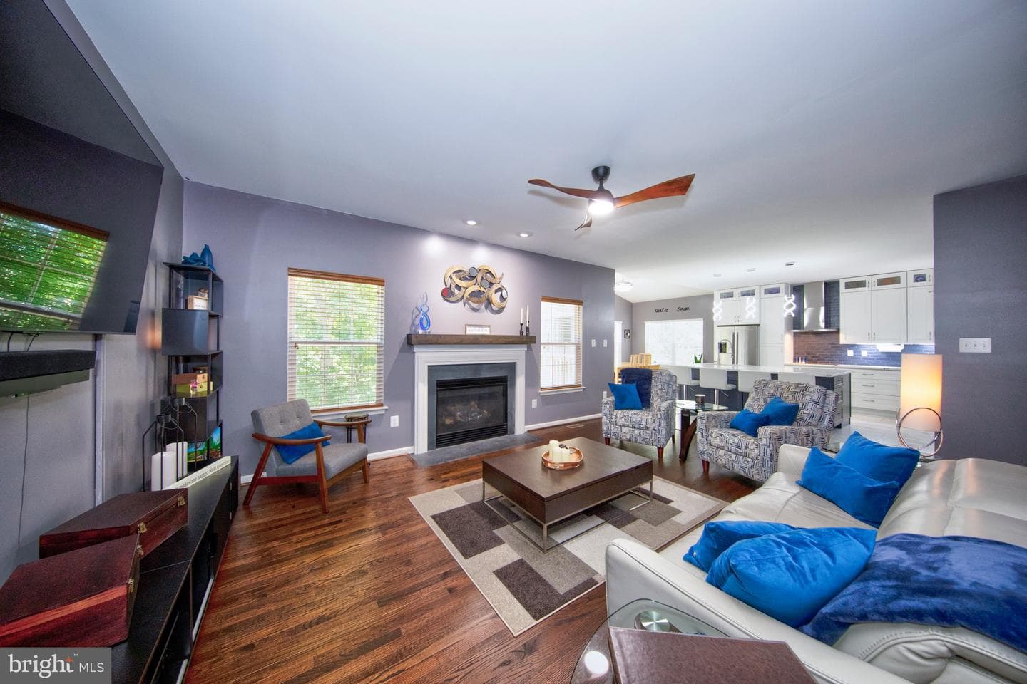 902 Scannell Court photo 8