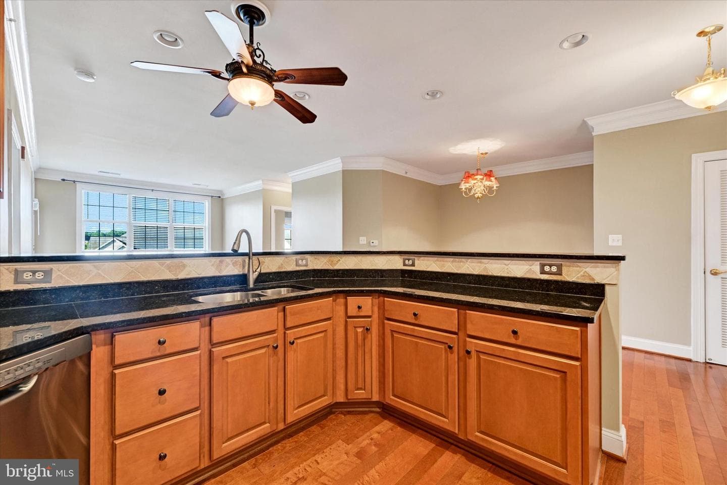 902 Macphail Woods Crossing #4j photo 10