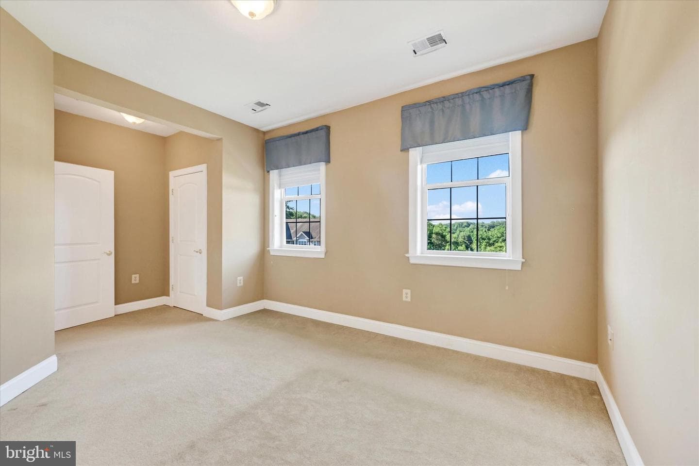 902 Macphail Woods Crossing #4j photo 23