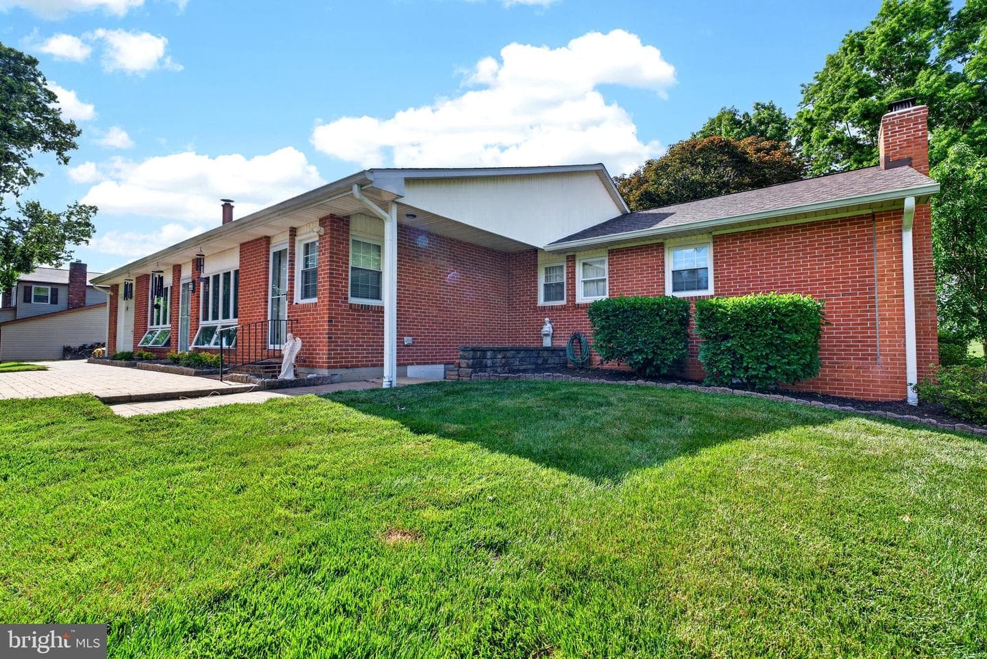 1301 Beaumont Court photo 41