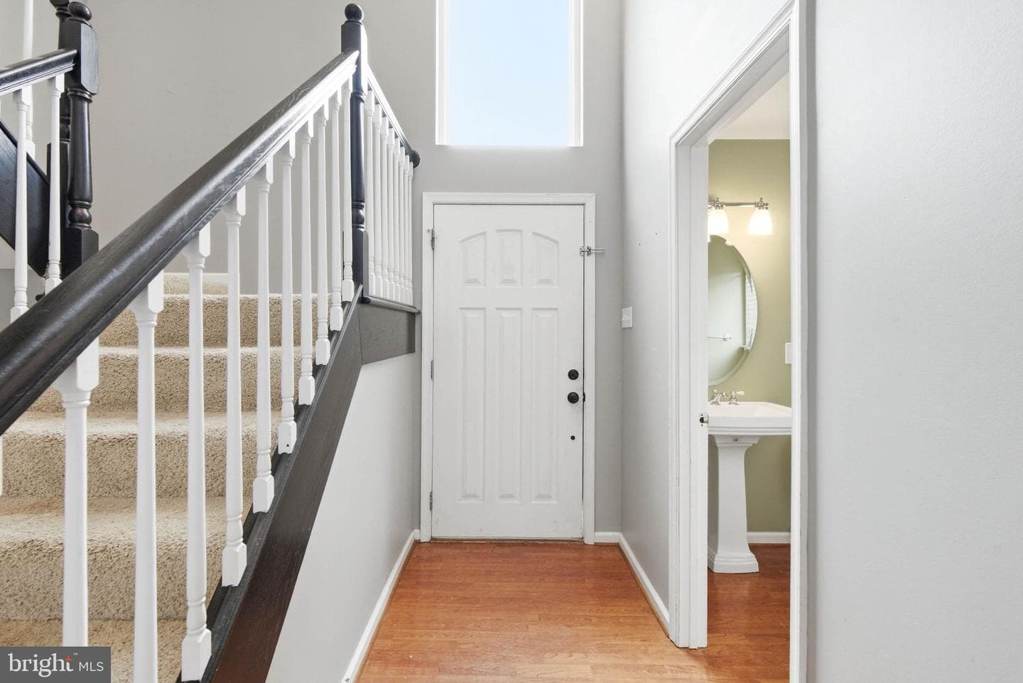 422 Kentmore Terrace photo 14