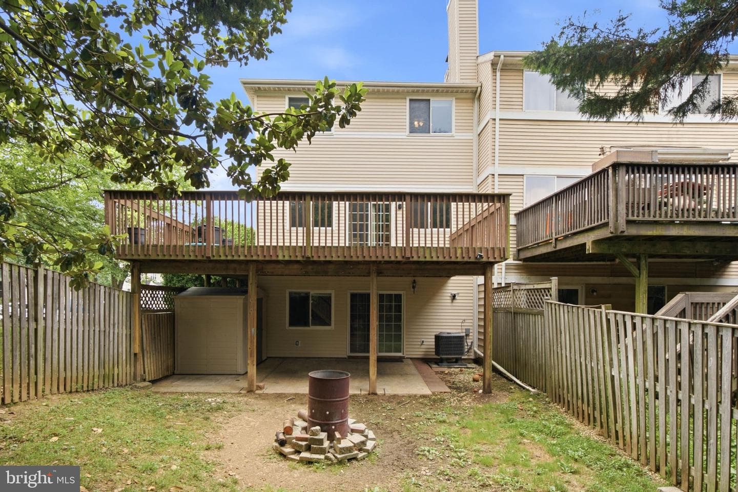 422 Kentmore Terrace photo 36
