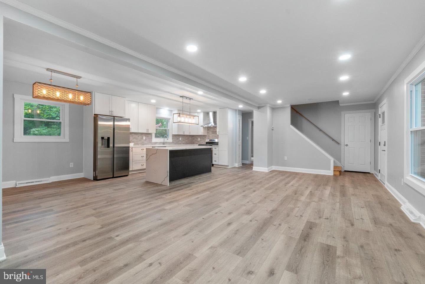 200 Maxwell Court photo 6