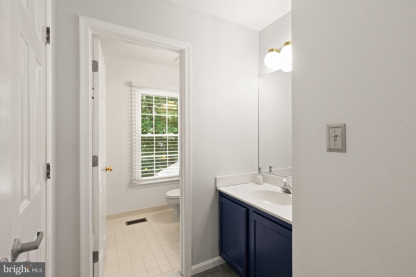 1543 Helmsdale Road photo 22