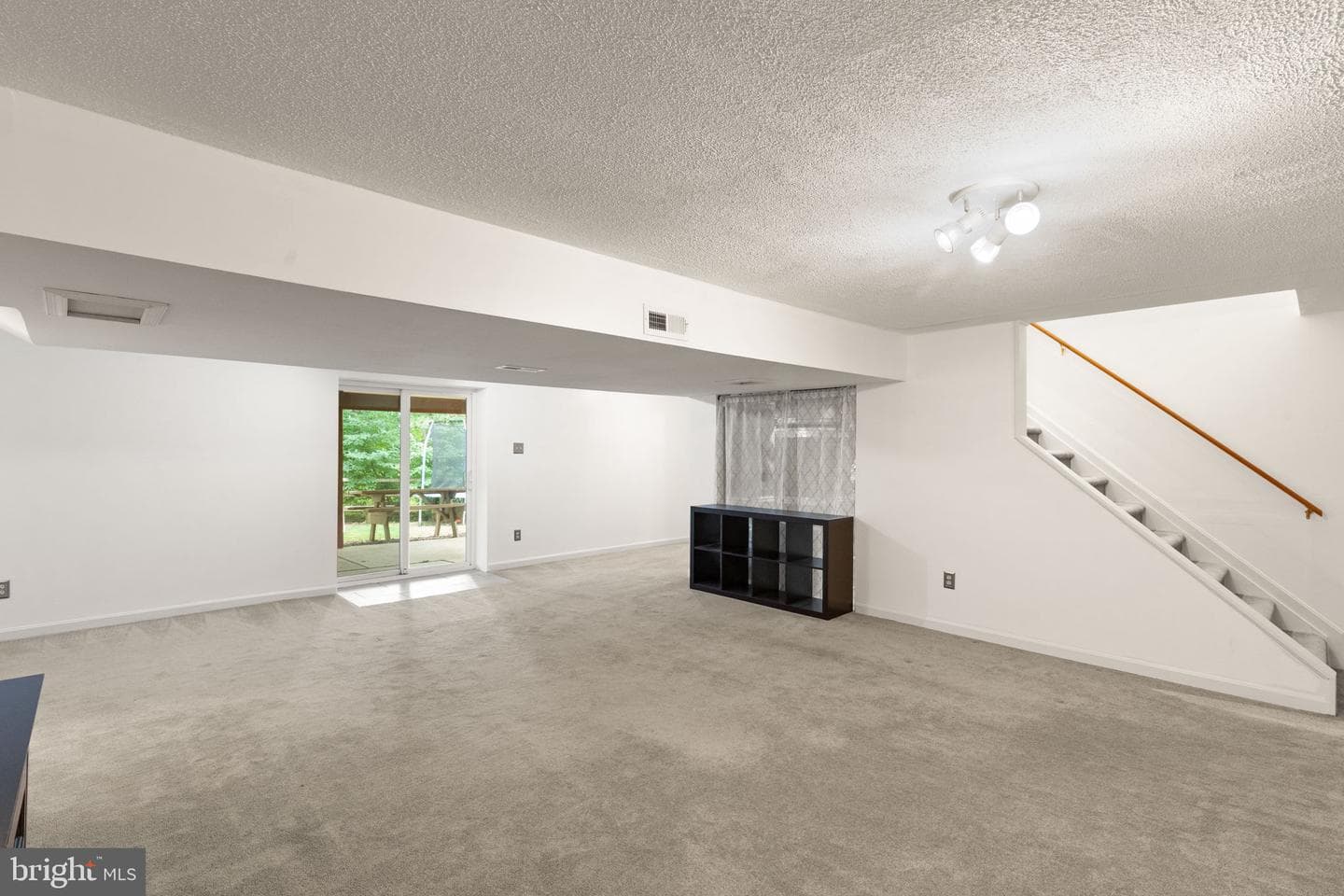 1543 Helmsdale Road photo 29