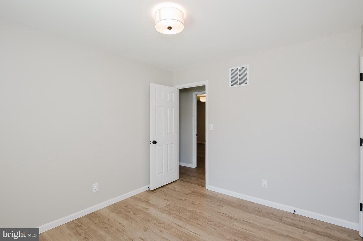 208 Decoy Drive photo 29