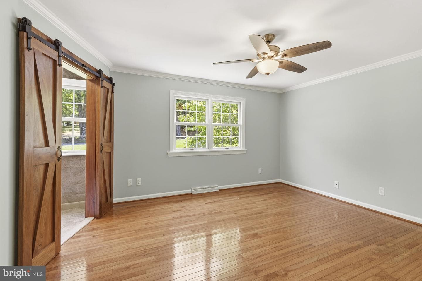 1602 E Branch Court photo 13