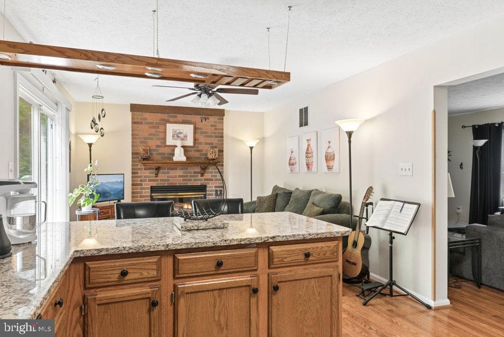 1212 Trillium Court photo 13