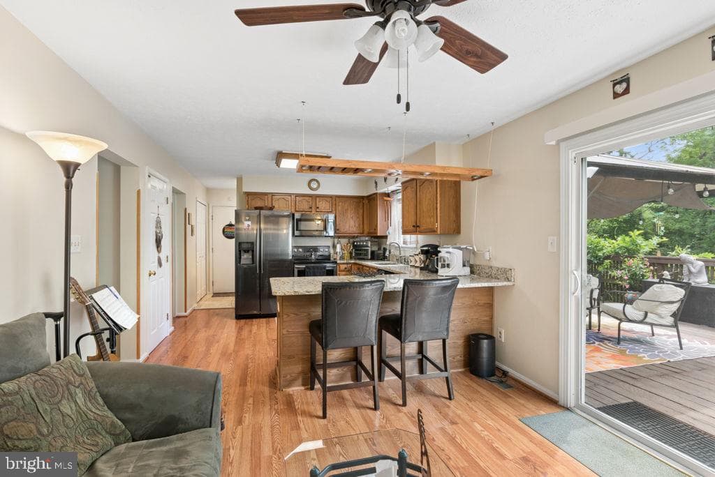 1212 Trillium Court photo 18