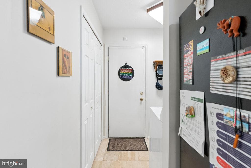 1212 Trillium Court photo 20