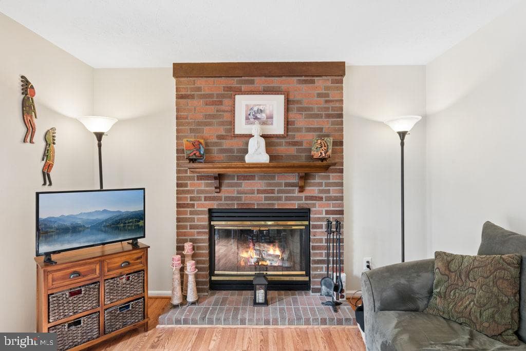 1212 Trillium Court photo 23