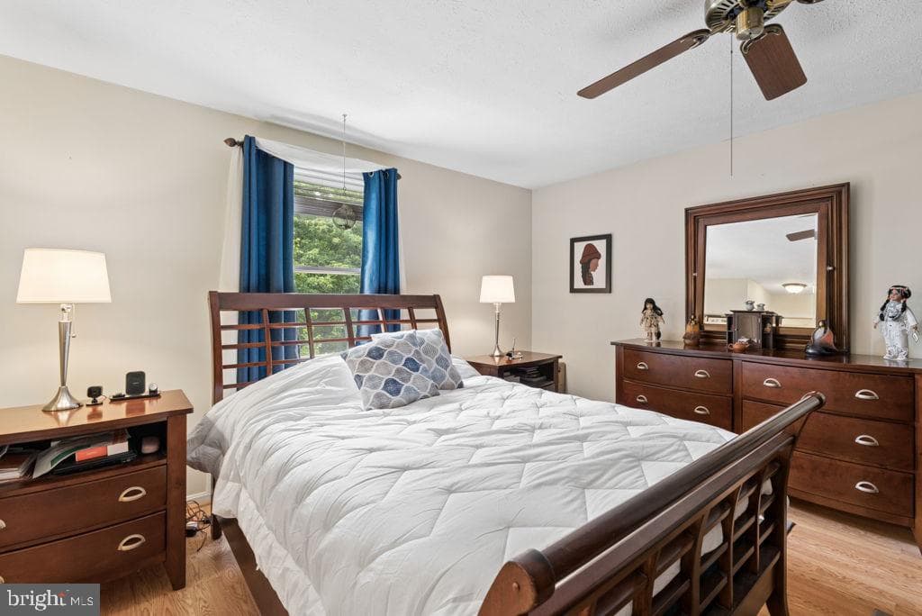1212 Trillium Court photo 28