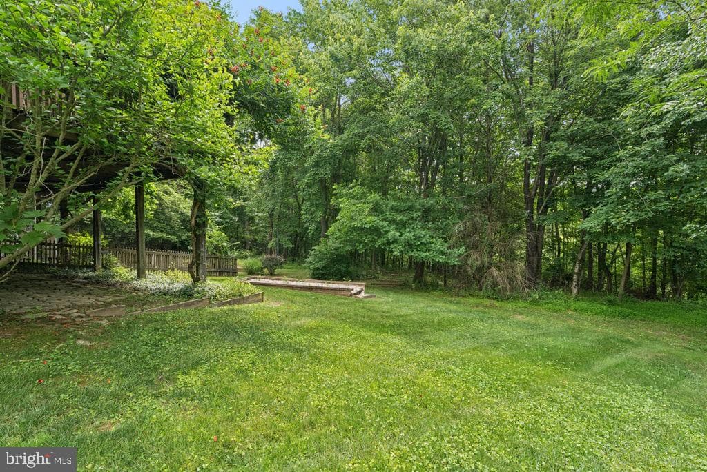 1212 Trillium Court photo 39
