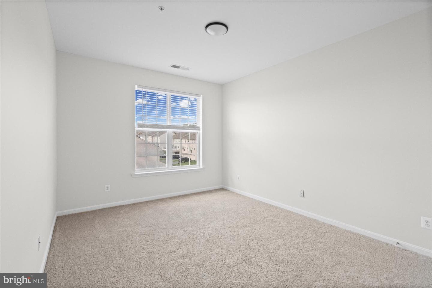 1670 Mohegan Drive #b photo 25