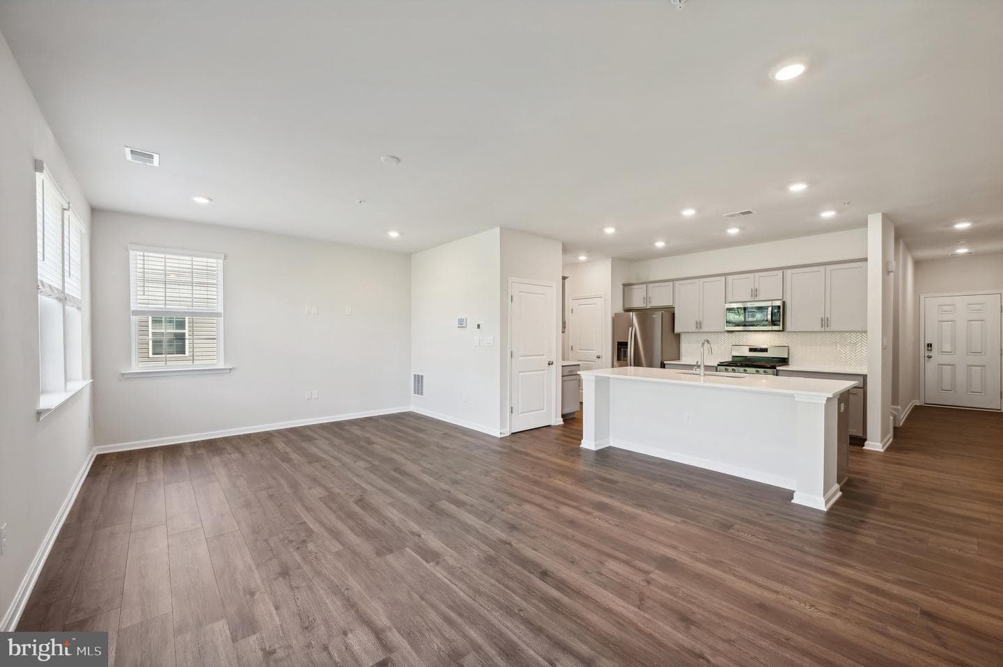 1719 Carver Circle photo 10