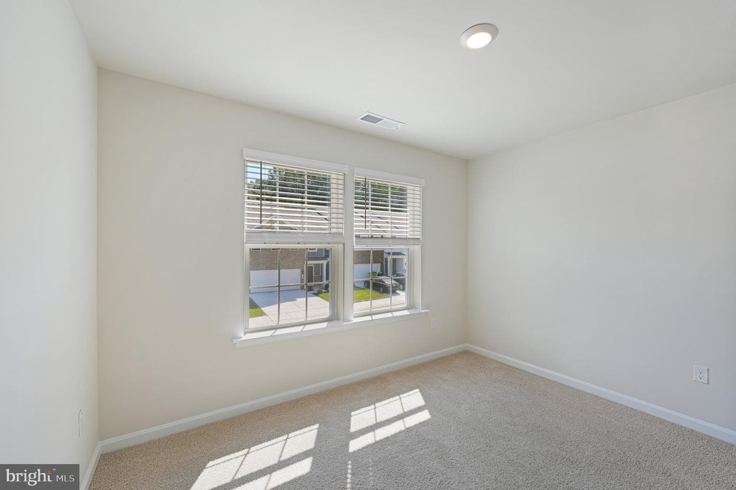 1719 Carver Circle photo 34