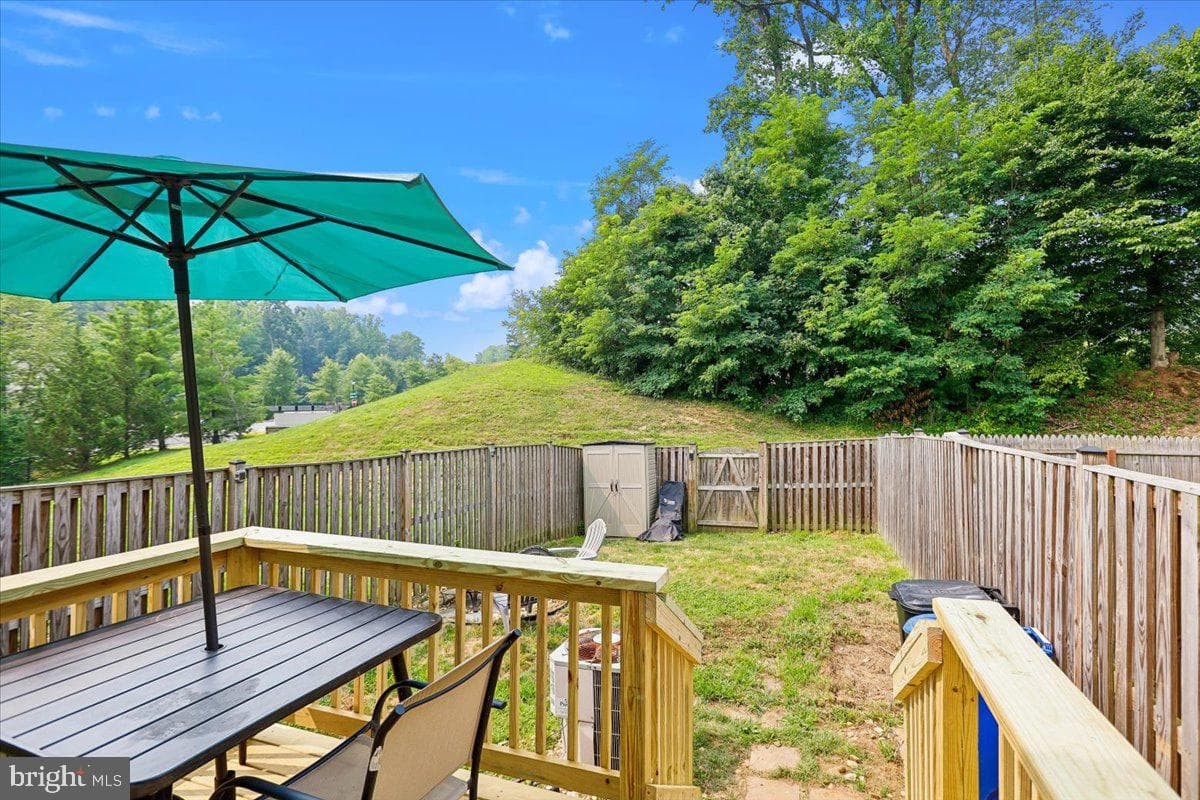 4749 Coralberry Court photo 24