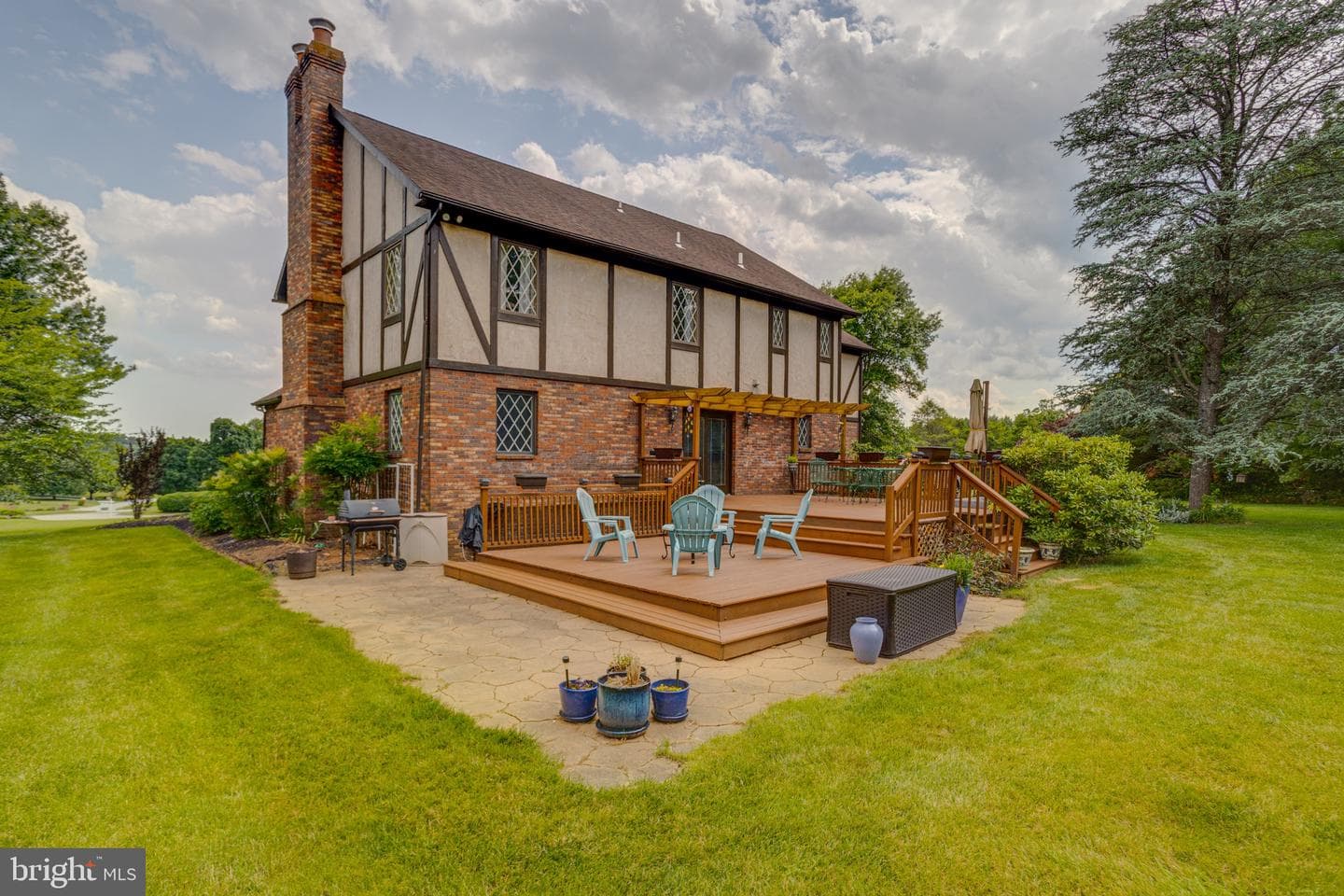 2300 Kings Arms Drive photo 107
