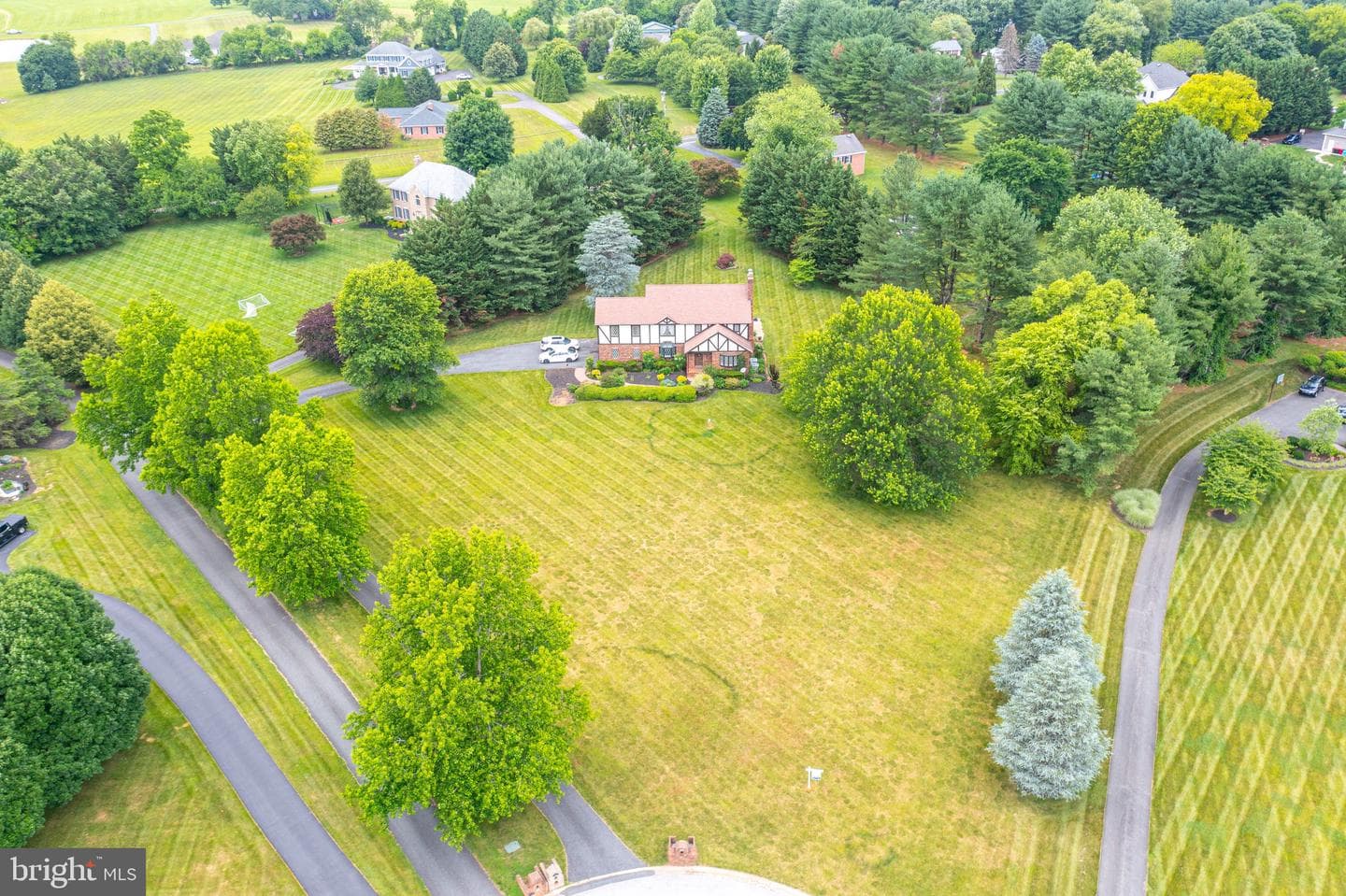2300 Kings Arms Drive photo 116