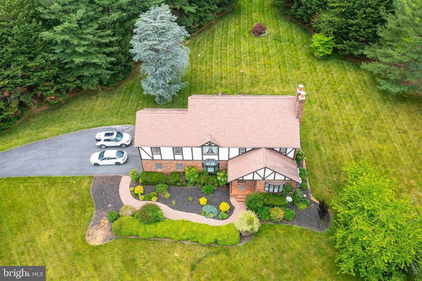 2300 Kings Arms Drive photo 120