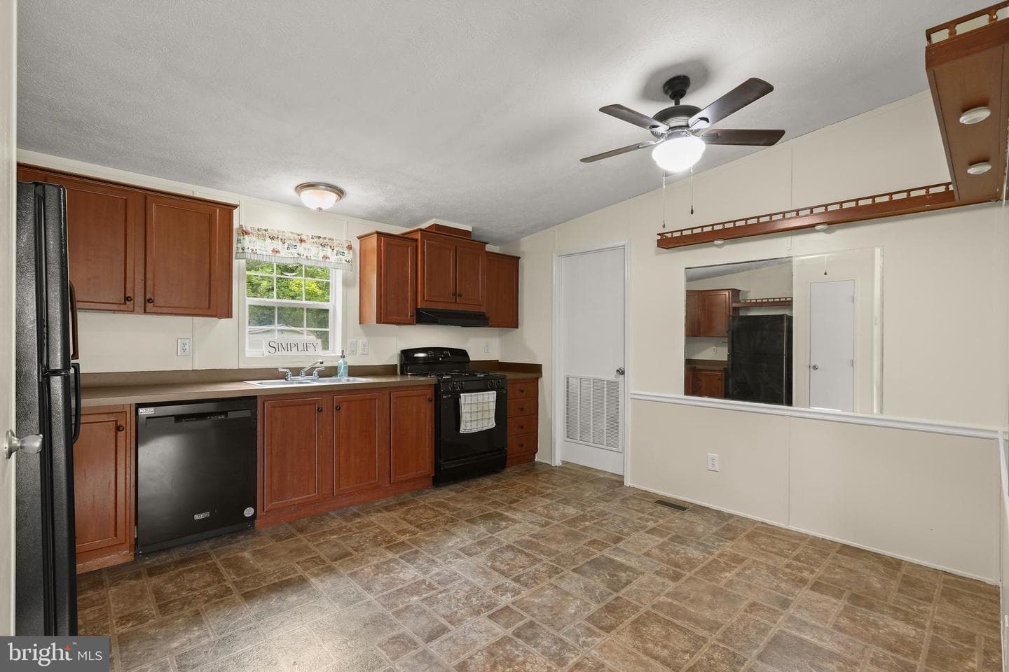 1528 Arena Road photo 12