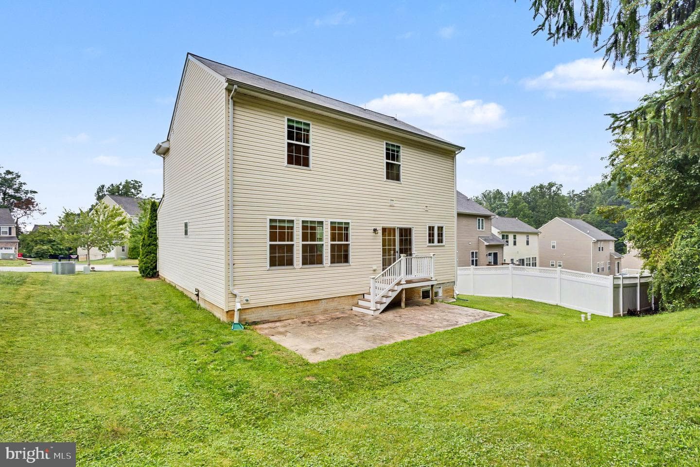 1207 Wishing Well Court photo 36