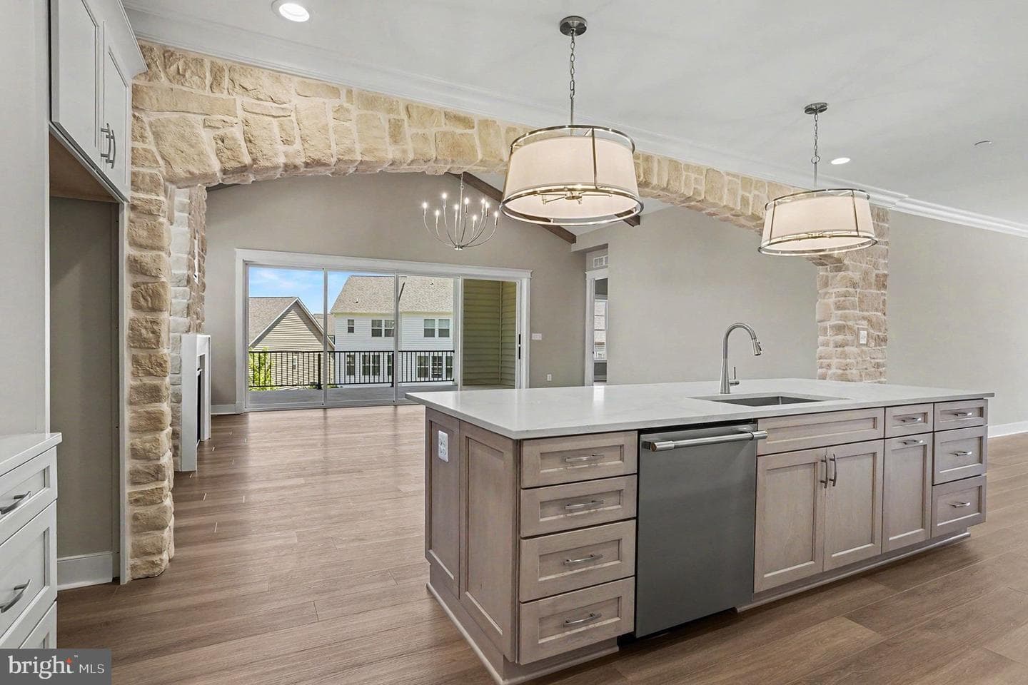320 Sunnys Halo Dr photo 7