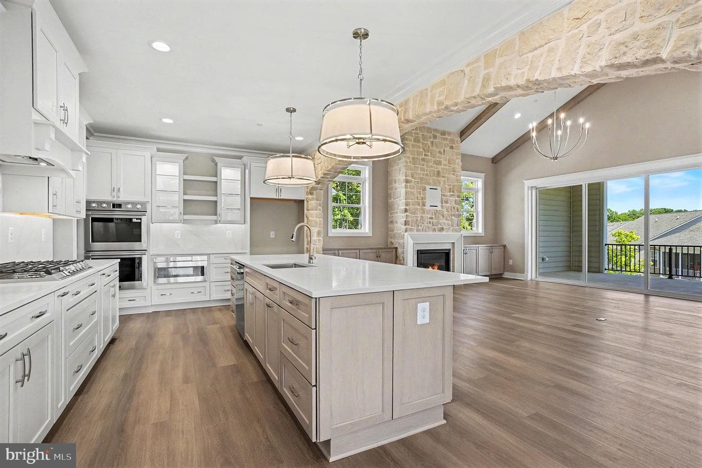 320 Sunnys Halo Dr photo 8