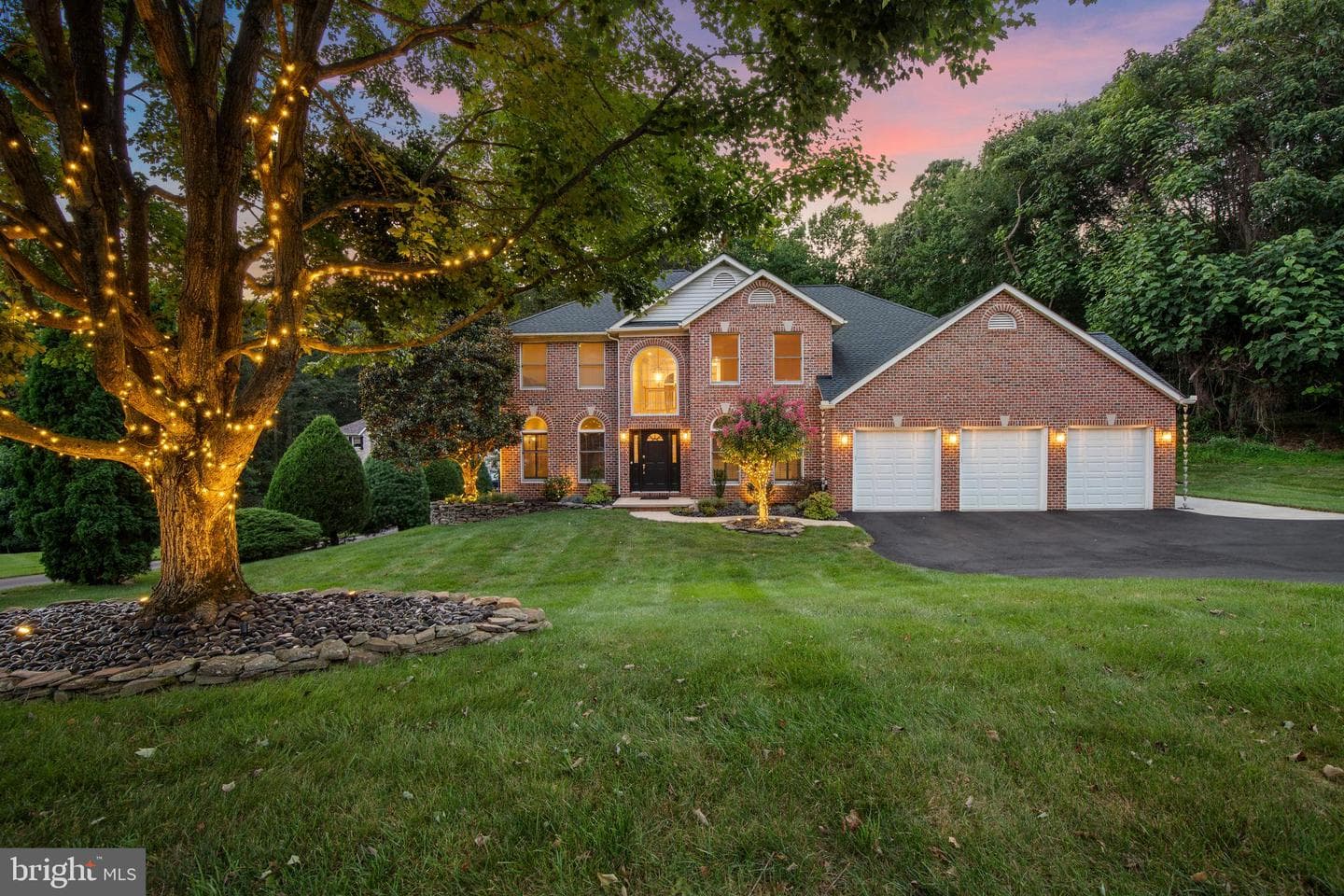 2205 Erin Way