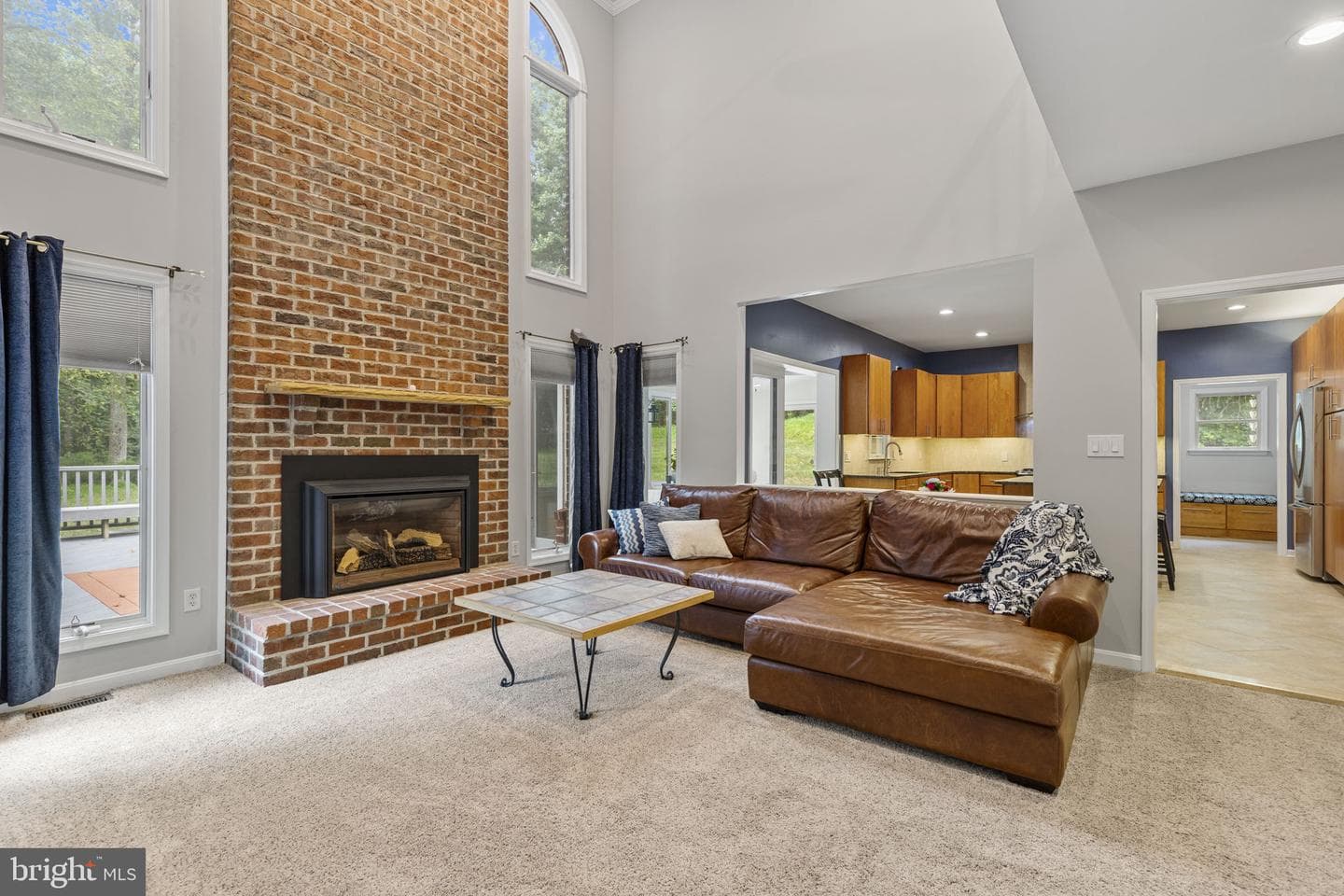 2205 Erin Way photo 5